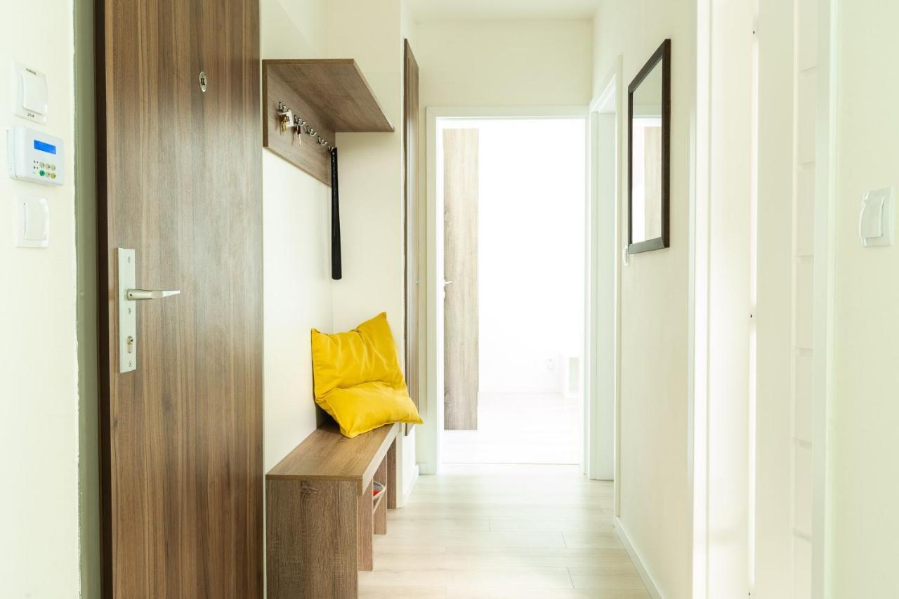 Apartman Tale Bagian luar foto